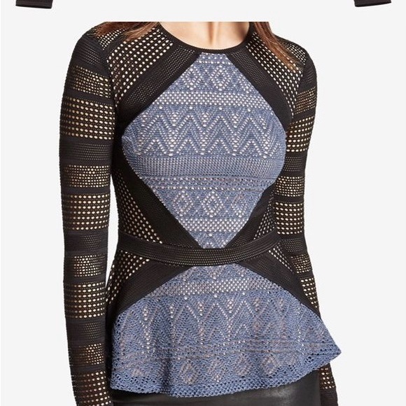 Women's Black and Gray Geometric Top - Picture 2 of 4